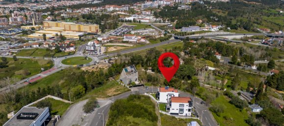 Земельный участок в Лейрия, Португалия № 159986 2