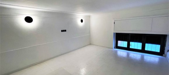 Квартира с 2 спальнями в Милан, Италия № 380556 20