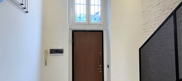 Квартира с 2 спальнями в Милан, Италия № 380556 9