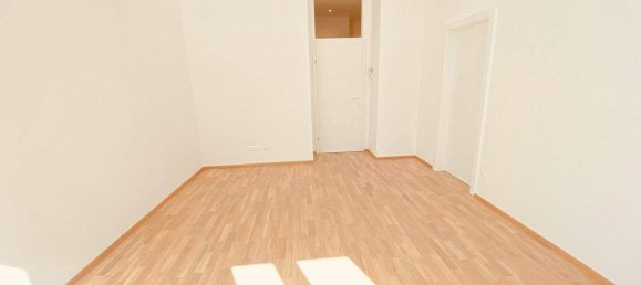 2 rooms Apartment in Rudolfsheim-Funfhaus, Austria No. 261202 3
