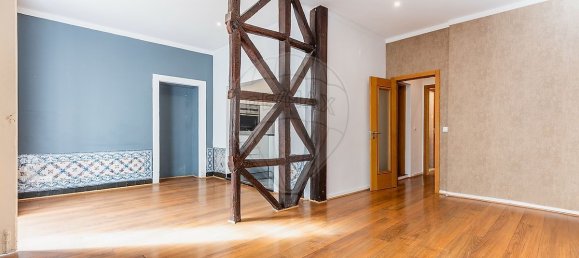 3 bedrooms Apartment in Lisbon, Portugal No. 117185 2