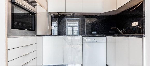 3 bedrooms Apartment in Lisbon, Portugal No. 117185 8