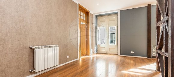 3 bedrooms Apartment in Lisbon, Portugal No. 117185 4