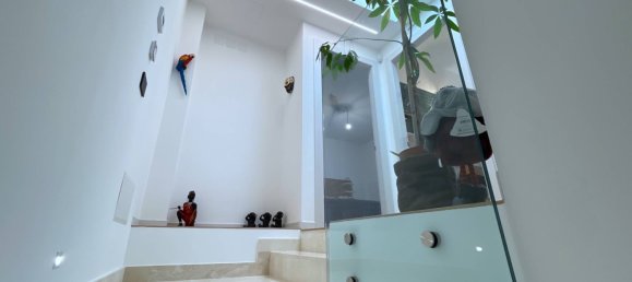 2 bedrooms House in San Benedetto del Tronto, Italy No. 61206 16