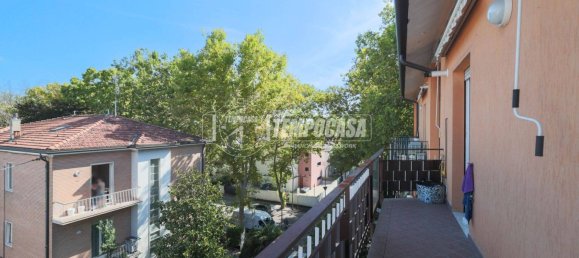 Квартира с 2 спальнями в Форли, Италия № 378580 25