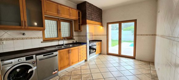 5 bedrooms Villa in Sesimbra, Portugal No. 122689 35