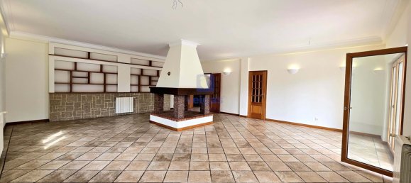 5 bedrooms Villa in Sesimbra, Portugal No. 122689 30