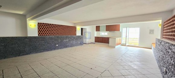 5 bedrooms Villa in Sesimbra, Portugal No. 122689 20