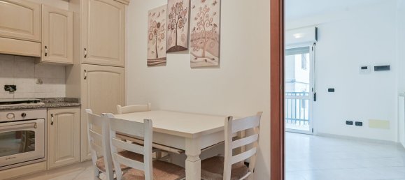 Квартира с 4 комнатами в Специя, Италия № 90313 8