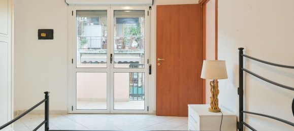 Квартира с 4 комнатами в Специя, Италия № 90313 16