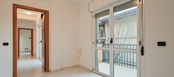 Квартира с 4 комнатами в Специя, Италия № 90313 30