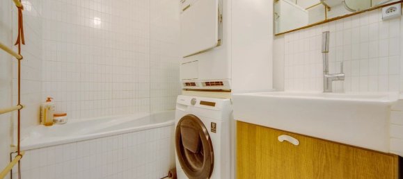 2 bedrooms Apartment in Paris, France No. 165421 7