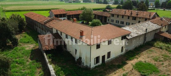 5 bedrooms Castles in Buriasco, Italy No. 212662 23