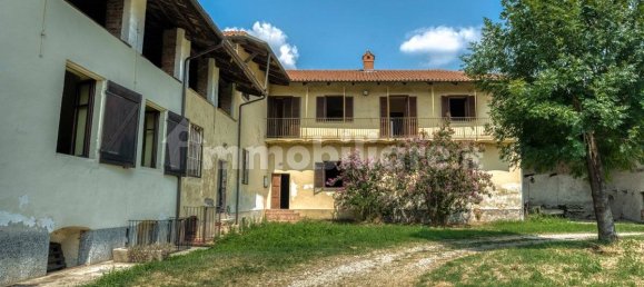5 bedrooms Castles in Buriasco, Italy No. 212662 6