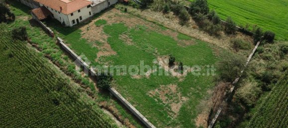 5 bedrooms Castles in Buriasco, Italy No. 212662 21