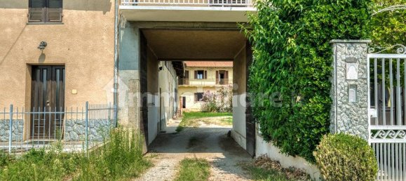 5 bedrooms Castles in Buriasco, Italy No. 212662 9