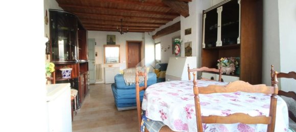 Дом с 5 комнатами в Дзинаско, Италия № 237004 10