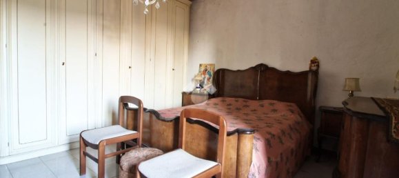 Дом с 5 комнатами в Дзинаско, Италия № 237004 19