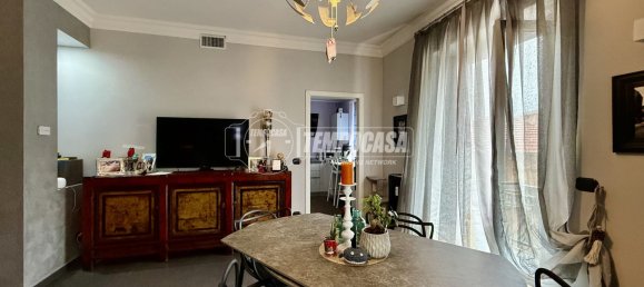 4 rooms Apartment in Rivoli, Italy No. 283662 6