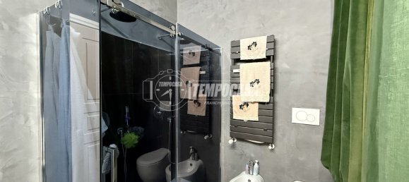 4 rooms Apartment in Rivoli, Italy No. 283662 16