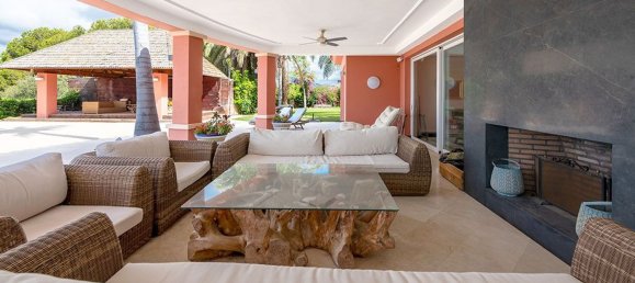 8 bedrooms Villa in Estepona, Spain No. 55352 13