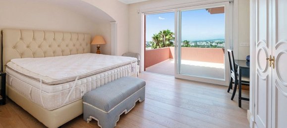 8 bedrooms Villa in Estepona, Spain No. 55352 24