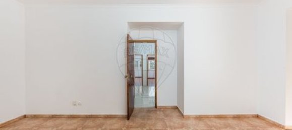 2 Schlafzimmer Wohnung in Vila Franca de Xira, Portugal, Nr. 331652 10