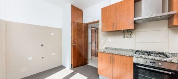 2 Schlafzimmer Wohnung in Vila Franca de Xira, Portugal, Nr. 331652 3