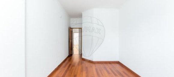 2 Schlafzimmer Wohnung in Vila Franca de Xira, Portugal, Nr. 331652 8