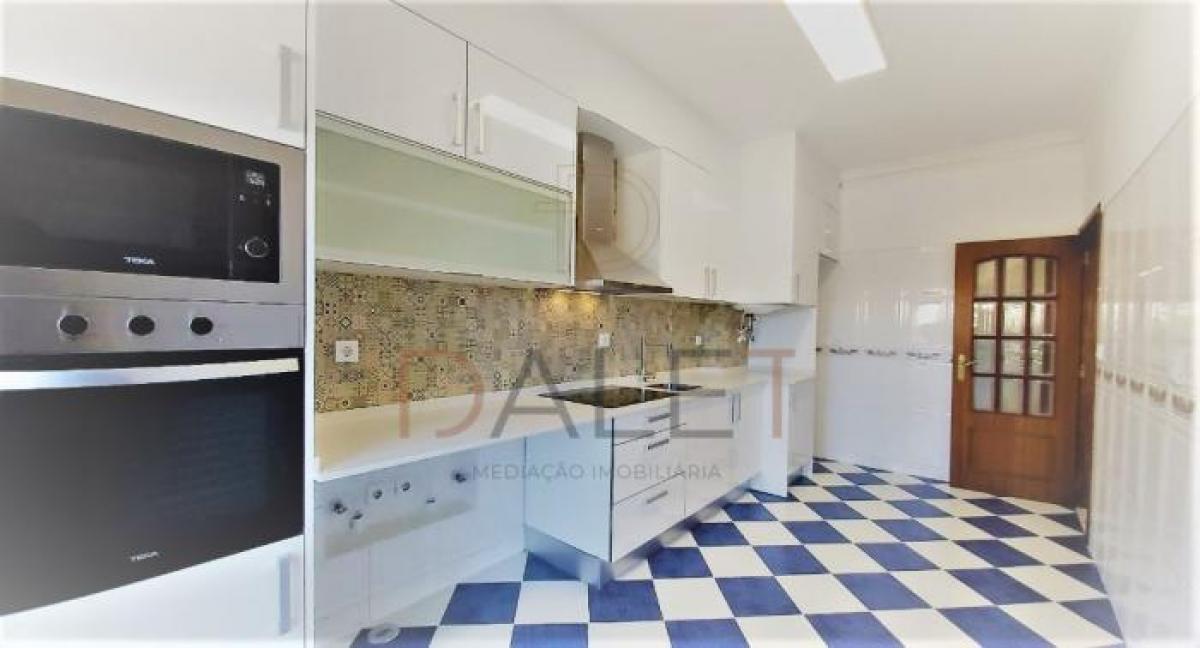 2 bedrooms Apartment in Seixal, Portugal No. 881