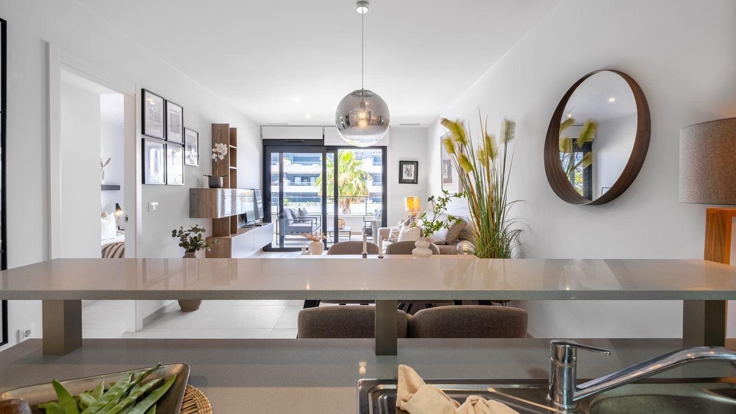 2 bedrooms Apartment in Alicante, Spain No. 249094