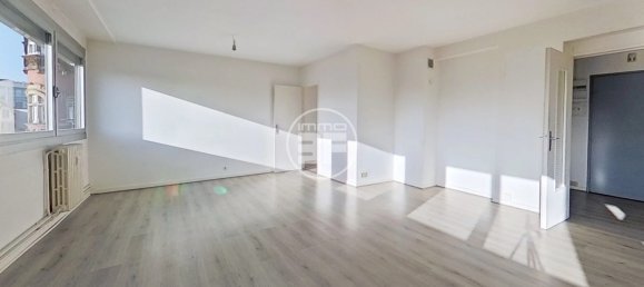 Квартира с 3 спальнями в Сен-Луи, Франция № 156189 4