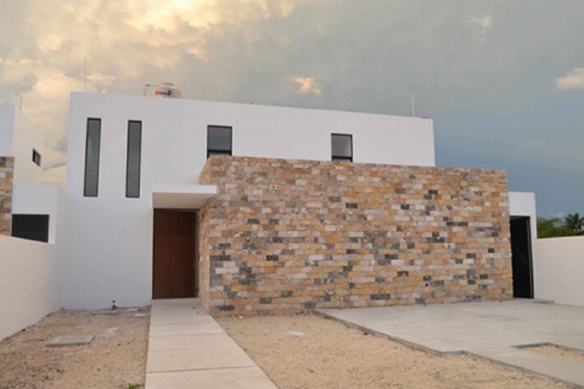 Casa de 3 dormitorios en Mérida, Mexico No. 189209