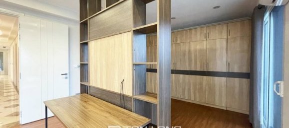 4 Schlafzimmer Wohnung in Tay Ho, Vietnam, Nr. 580 11