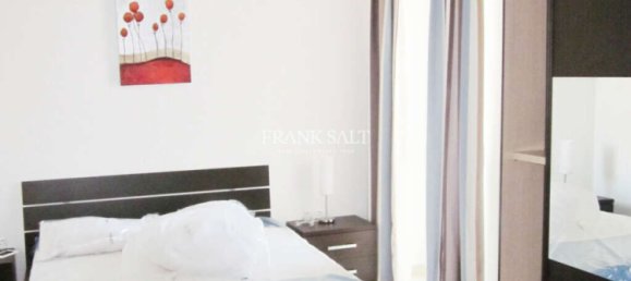 2 bedrooms Penthouse in Sliema, Malta No. 8528 2