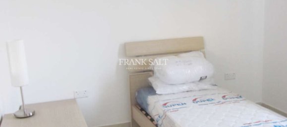 2 bedrooms Penthouse in Sliema, Malta No. 8528 3