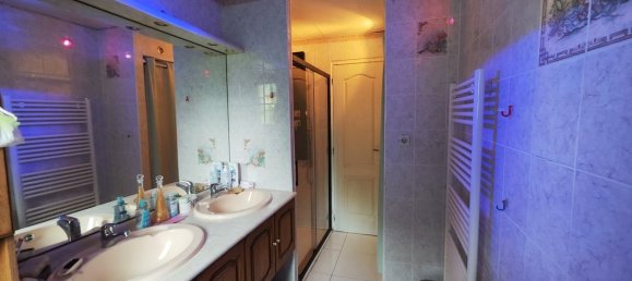 Casa de 4 dormitorios en Eure, France No. 358778 6