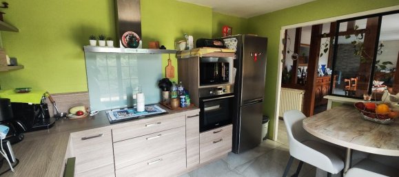 Casa de 4 dormitorios en Eure, France No. 358778 2