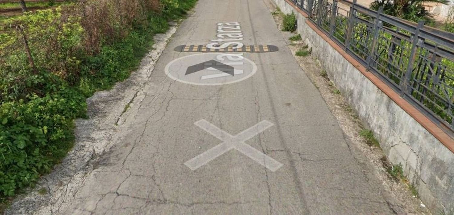 4 غرف نوم شقة في Campagna, Italy رقم 316133