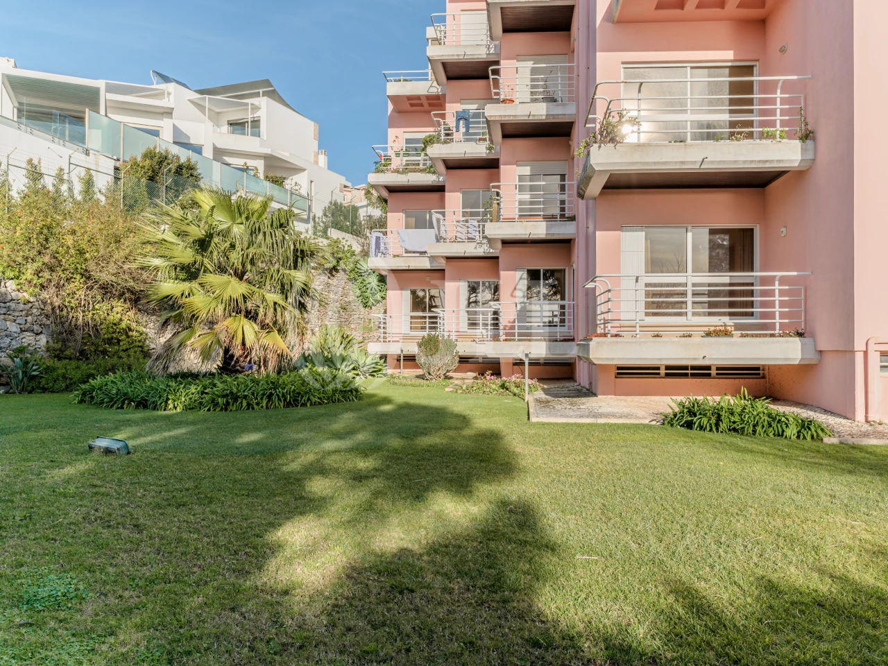 5 bedrooms Apartment in Cascais, Portugal No. 115885