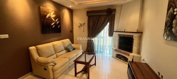 3 bedrooms Apartment in Birzebbuga, Malta No. 8180 4