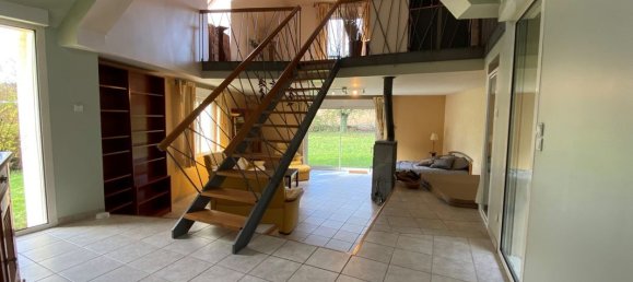 Casa de 3 dormitorios en Jaux, France No. 153129 14