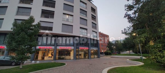 Escritório de 5 divisões em Como, Italy N.º 296474 17