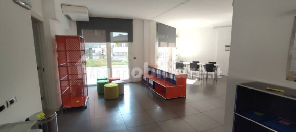 Escritório de 5 divisões em Como, Italy N.º 296474 13