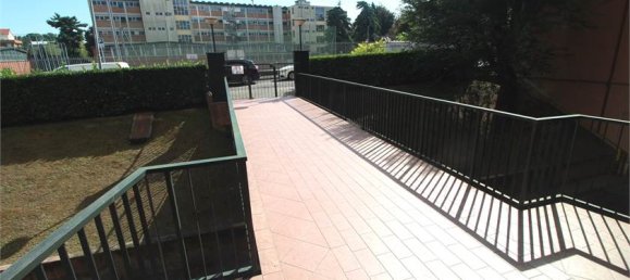 3 bedrooms Apartment in Novara, Italy No. 374155 3