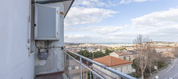 Квартира с 3 спальнями в Анкона, Италия № 80295 20