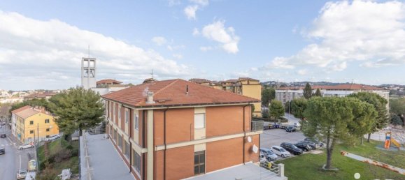 Квартира с 3 спальнями в Анкона, Италия № 80295 17