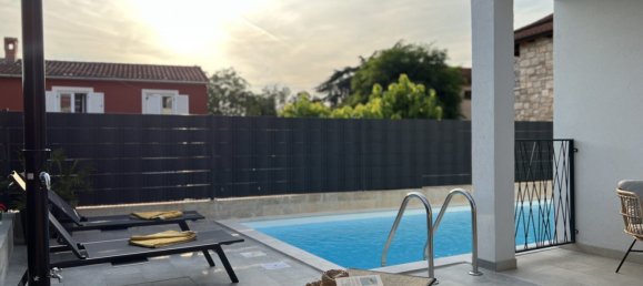 3 bedrooms House in Novigrad, Croatia No. 201 9