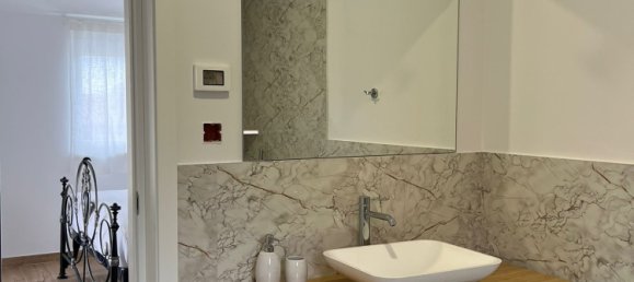 3 bedrooms House in Novigrad, Croatia No. 201 2