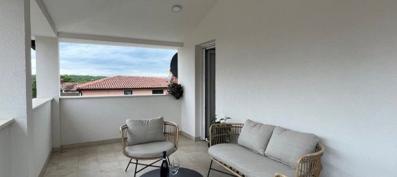 3 bedrooms House in Novigrad, Croatia No. 201 16